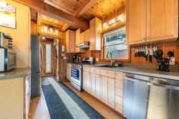 260 Wildwood Ave - Image 2