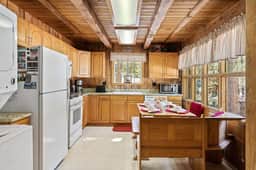 2625 Cedar Ln - Image 2