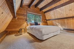 930 Sky Way - Image 3