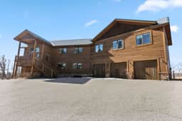 301 Polaris Ln - Image 2