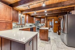 298 Blue River Rd - Image 2