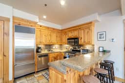 Mountain Lodge 3013 - Image 2