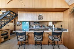 220 Briarwood Cir - Image 2
