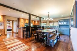 3165 Meadowbrook Dr - Image 3