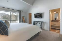 164 Dunlop Ct - Image 4