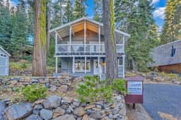 2670 Cedar Ln - Image 2