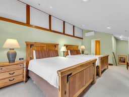 SilverCliff #206 - Image 5
