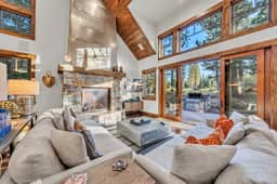 9380 Heartwood Dr - Image 2