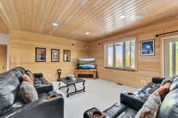 122 Kings Ct - Image 3