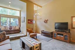 Cedars Townhome 33 - Image 4