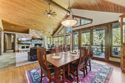 1946 Highlands Dr - Image 2