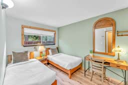 405 Chinquapin Ln - Image 3