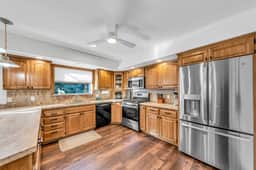 1105 Whitehall Ave - Image 2