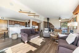 7224 Plaza Circle - Image 2
