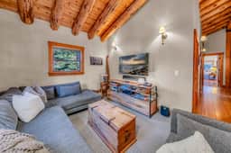 7077 Lewis Ave - Image 4