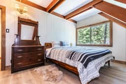 460 Grouse Dr - Image 3