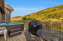 2136 Euston Dr - Image 5