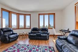 1655 Gillaspie Dr. - Image 2