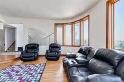 1655 Gillaspie Dr. - Image 3