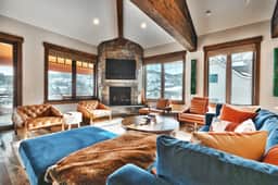 426 Woodside Ave - Image 3