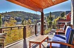 426 Woodside Ave - Image 2