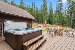 790 Whispering Pines - Image 2