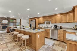 Park Ave #239 - Image 2