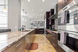 Skyline 200 – The Aristocrat - Image 5