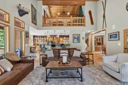88 Goldenrod Cir - Image 2