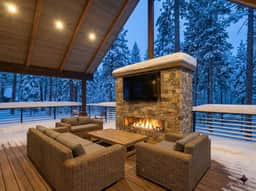 1379 Herbert Ave - Image 2
