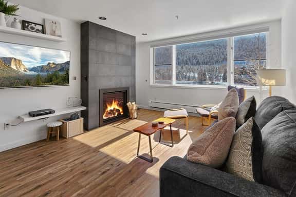 Lakeshore #1529 - Image 1
