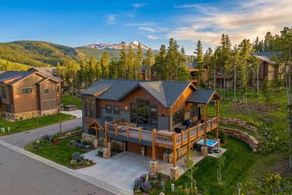 103 Retreat Dr - Image 1
