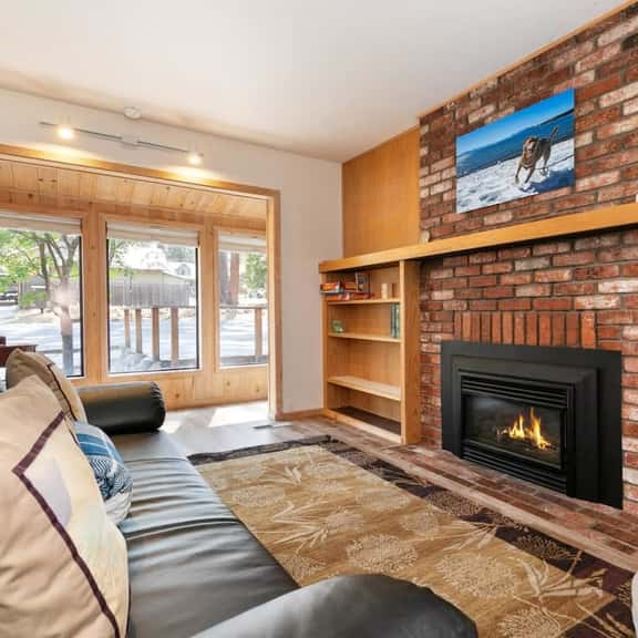 354 E Agatam Ave - Image 1