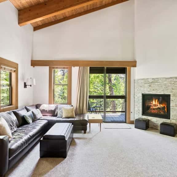 3127 Aspen Grove - Image 1