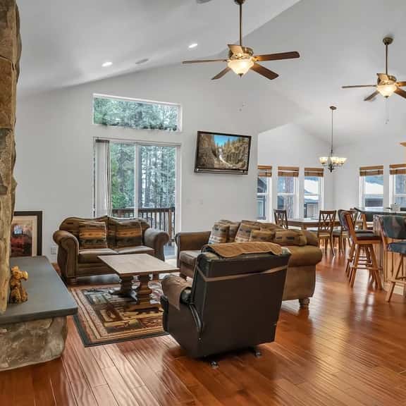 8436 Steelhead Ave - Image 1