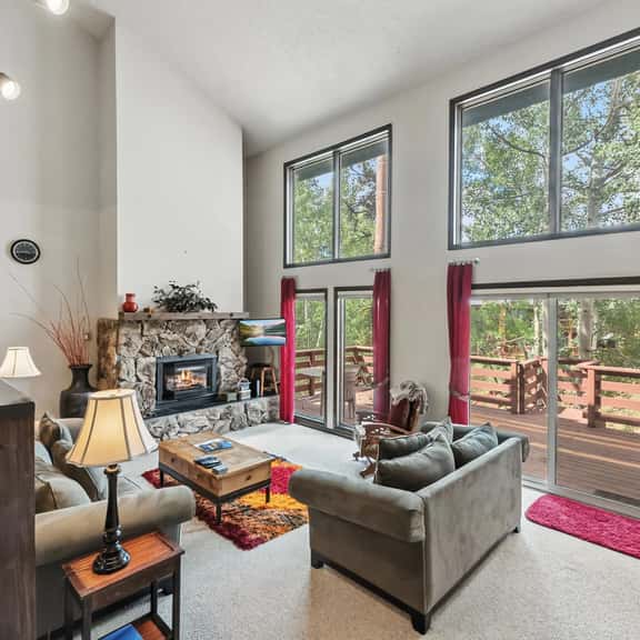 19 Hawn Dr - Image 1