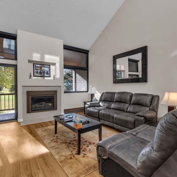 Park Ave #264 - Image 1