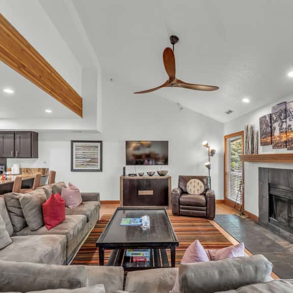 SilverCliff #302 - Image 1
