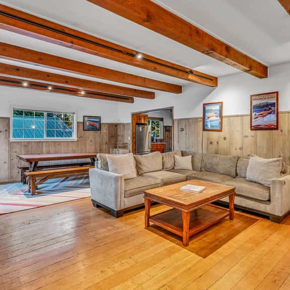 443 Pioneer Way - Image 1