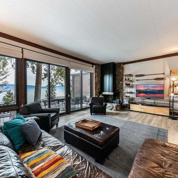 41 Tahoe Tavern - Image 1
