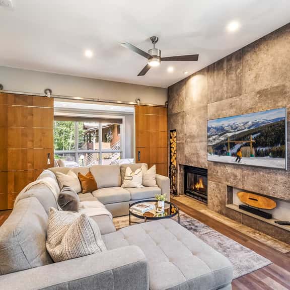 Alpine Lodge P6 #G41 - Image 1