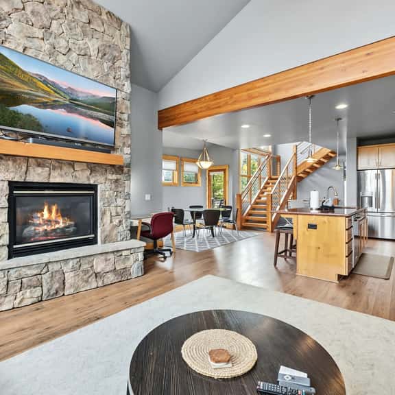 26 Laredo Dr - Image 1
