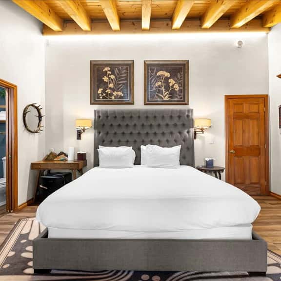 Wildwood Canyon Inn: Pine Crest - Image 1