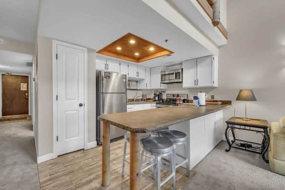 Powder Pointe 302B - Image 3
