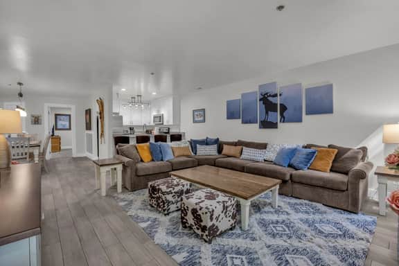 SilverCliff #102 - Image 2