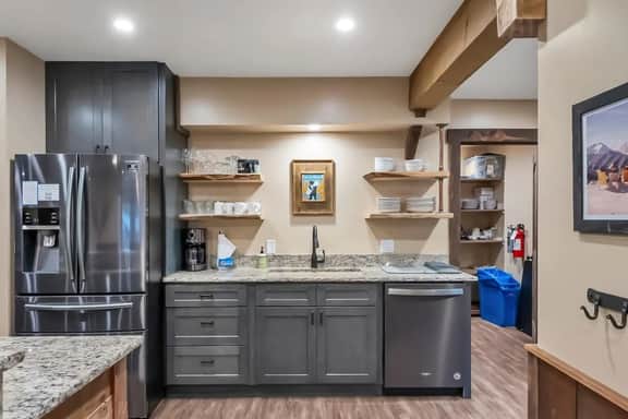 539 Brassie Ave - Image 5