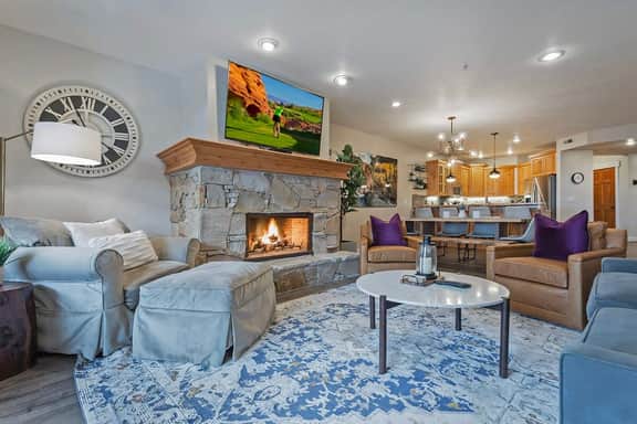 Town Pointe C104 - Image 3