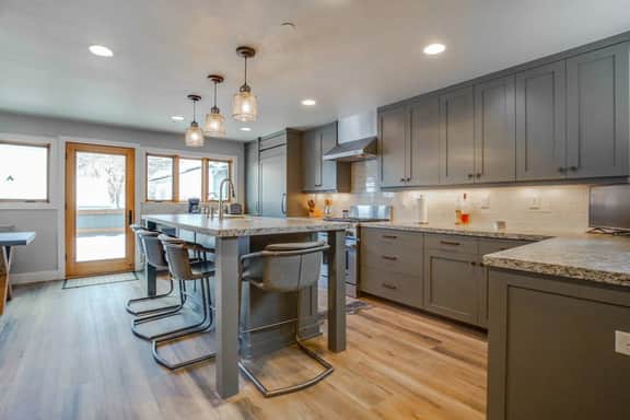 1144 Woodside Ave - Image 2