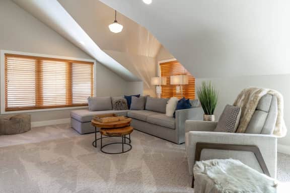 1144 Woodside Ave - Image 4