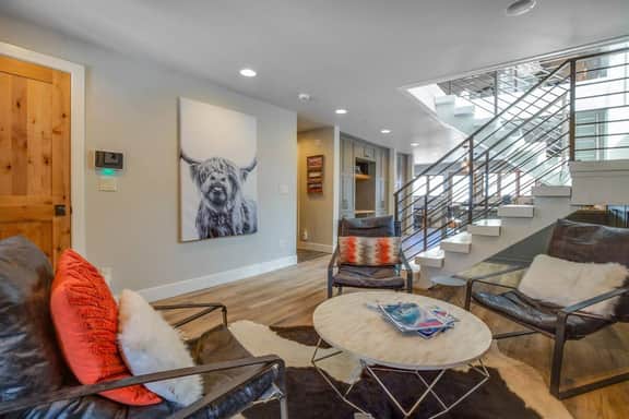 1144 Woodside Ave - Image 3